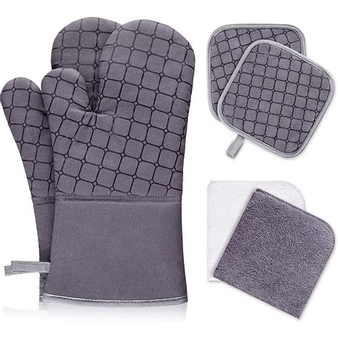 oven mitts & potholders.